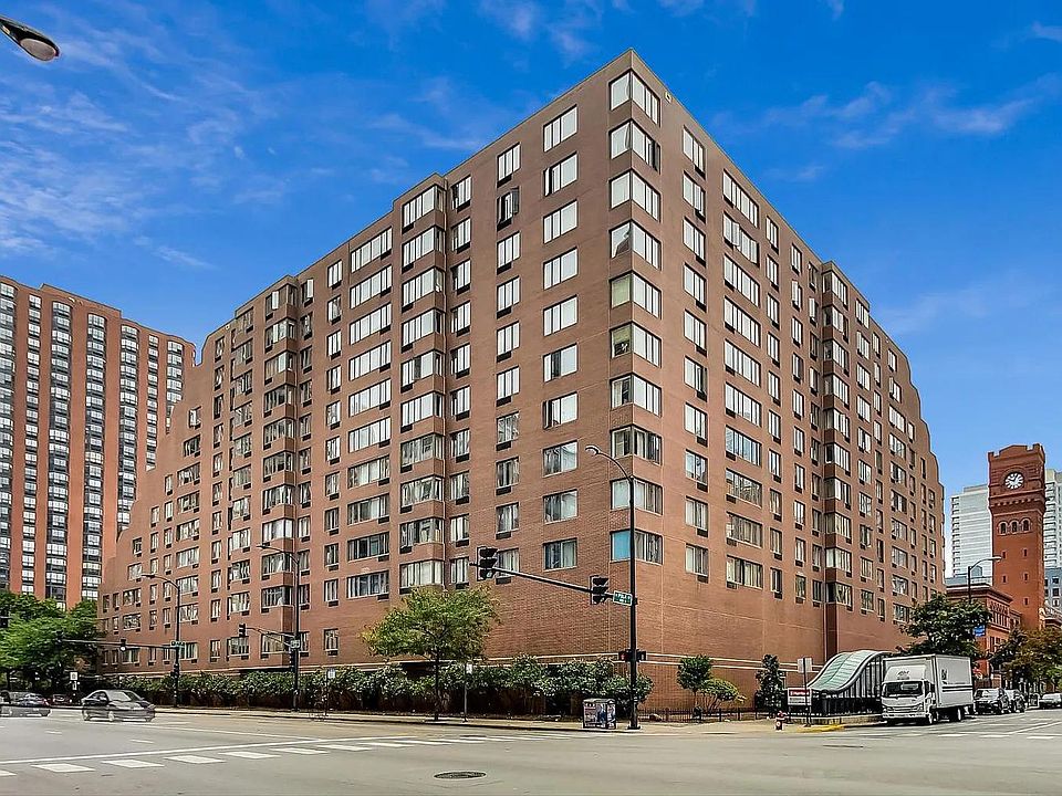 1st image of 801 S Plymouth Ct APT 1110