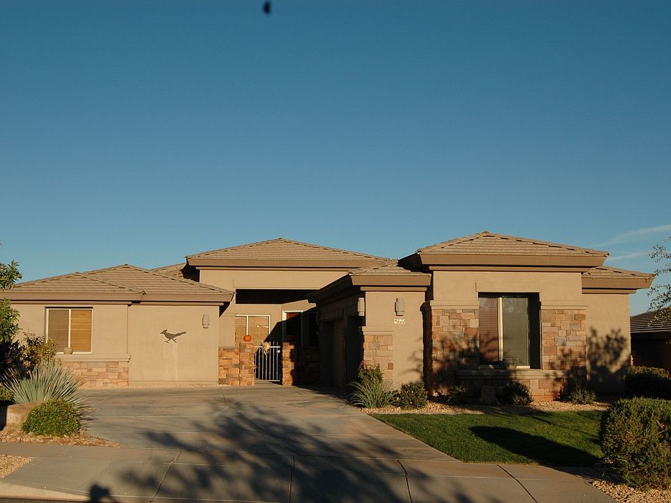 Coral Canyon Home W/Pool and Views in Washington, Utah Adjacent to St. George