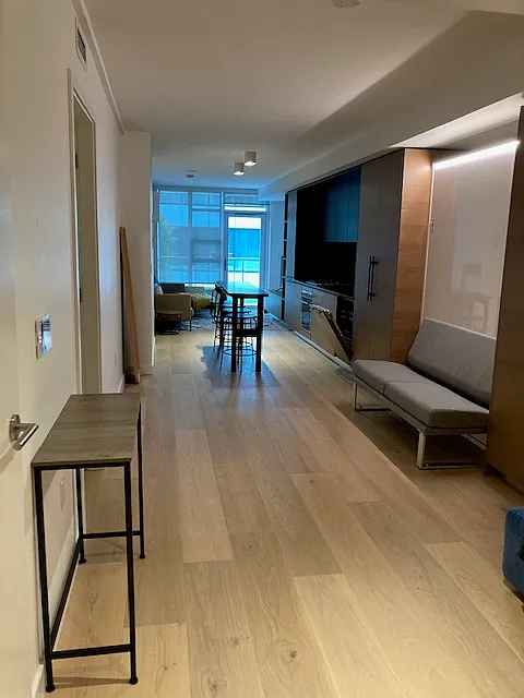 1289 Hornby Street Vancouver — Photo 2