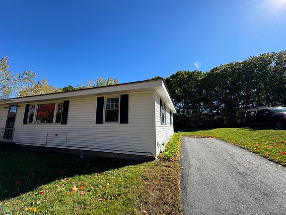 2nd image of 98 Burnell Dr #C