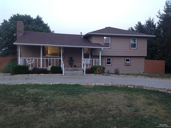 2nd image of 619 S Iowa Ave