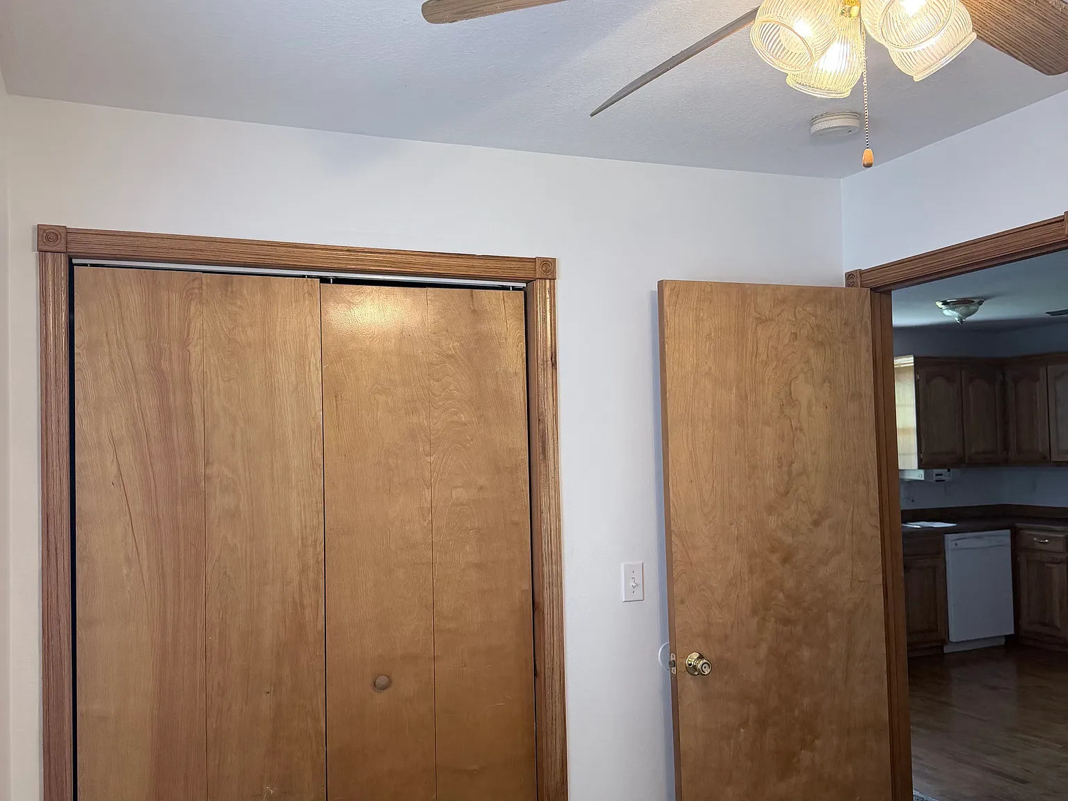 3 bed, 1020 sqft, $1,400 — Photo 4