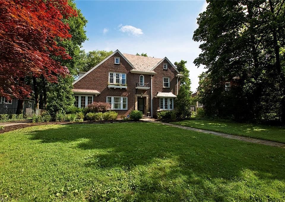 1st image of 3319 Fairmount Blvd