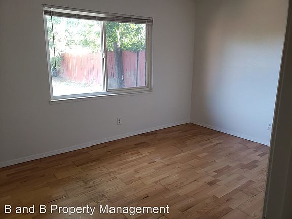 5th image of 3632 Owens Way