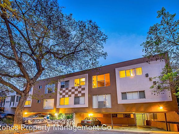 2nd image of 8556 Cashio St APT 07