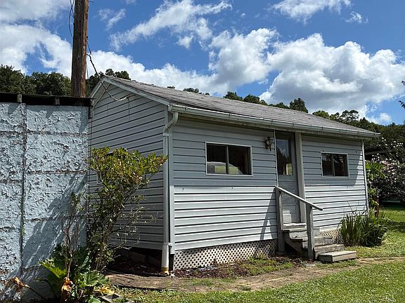 4th image of 680 Stony Run Rd