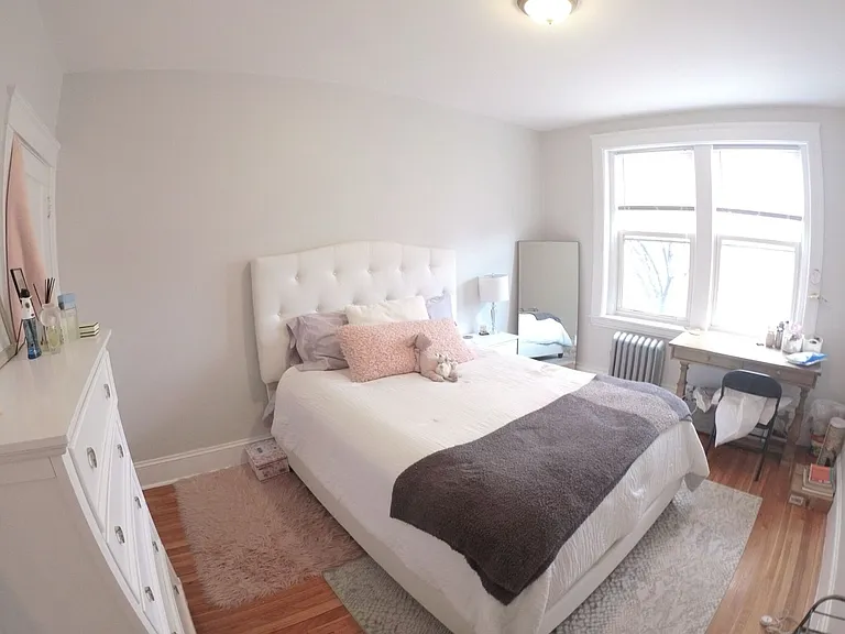 229 Freeman St #6 — Photo 1