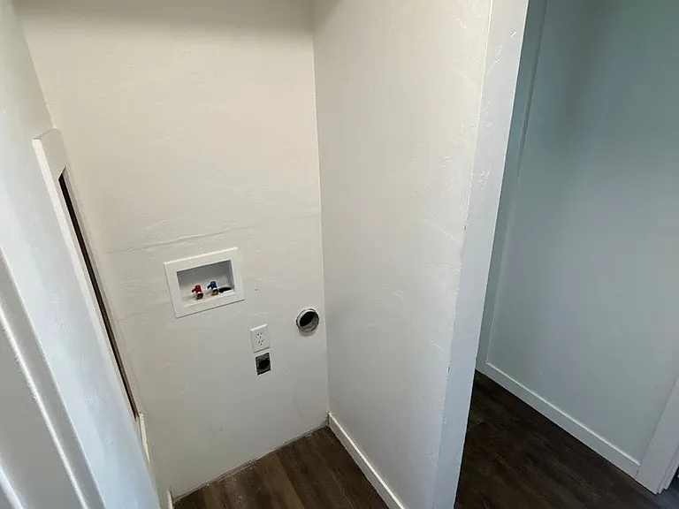 720 Kimberly Dr — Photo 11