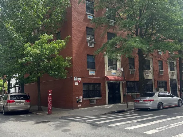 1988 Marmion Avenue, Bronx, NY 10460