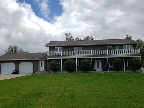 2nd image of 215 Dean Ave