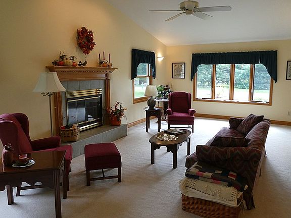 Main Level - Living Room