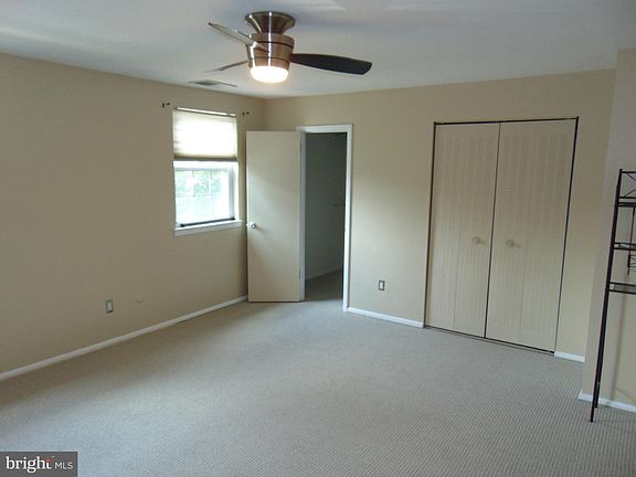 3rd image of 1155 York Rd APT G3
