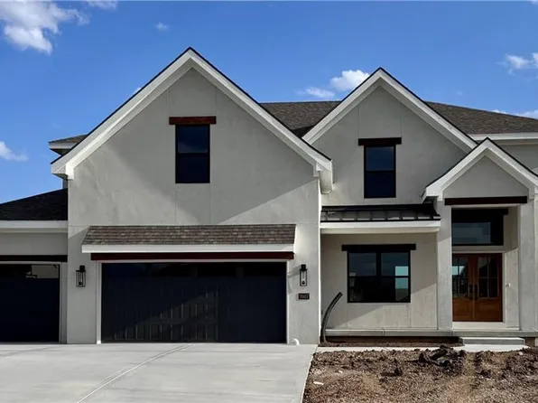7607 NE 103rd St, Kansas City, MO 64157