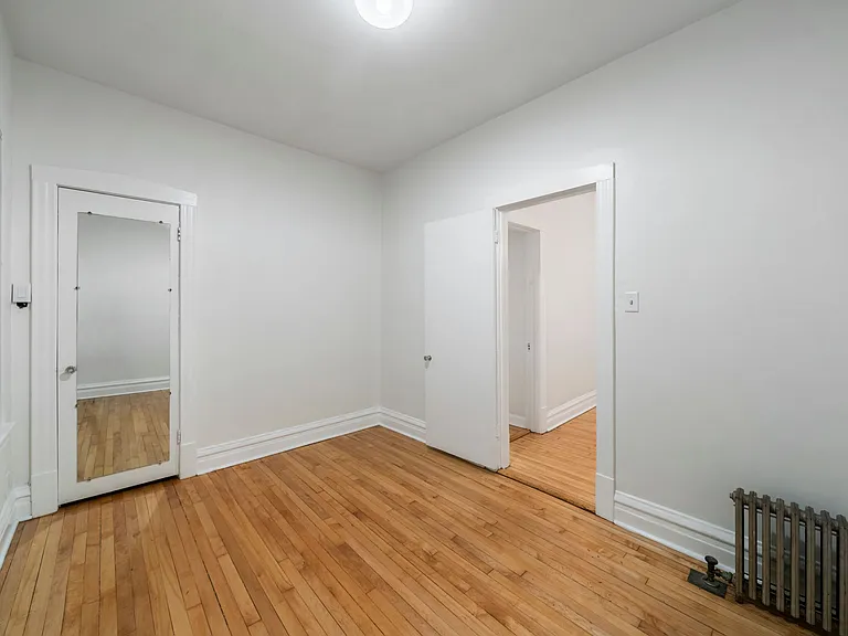 2629 N Troy St #1 — Photo 12