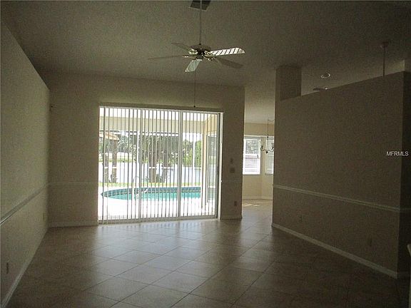 4th image of 17 Pinehurst Pl