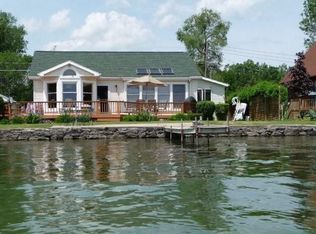 2135 Pumphouse Rd, Seneca Falls, NY 13148