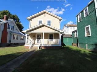 902 W 2nd St, Charleston, WV 25302