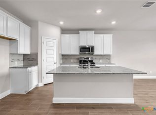 5114 Garden Fld, Schertz, TX 78108