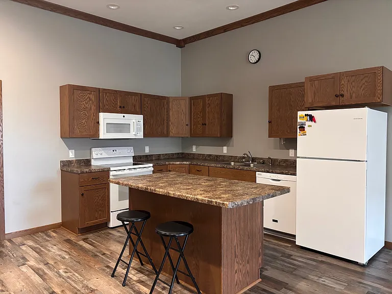 707 Main St #1 — Photo 2
