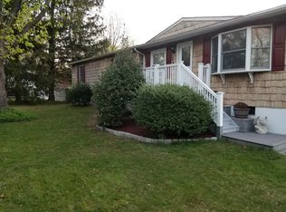 291 Colts Neck Rd, Farmingdale, NJ 07727