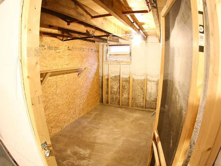 274 Park Ave #4 — Photo 17