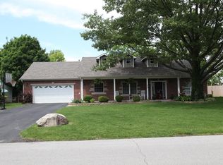 412 N 13th Ave, Beech Grove, IN 46107