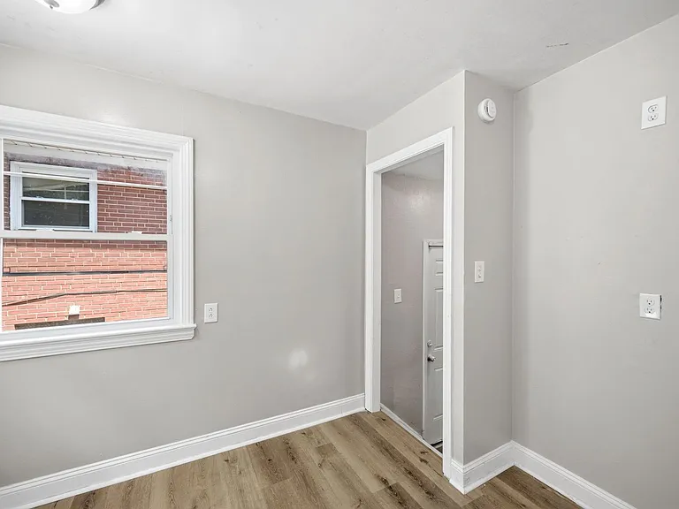 20803 Kenyon Dr — Photo 10