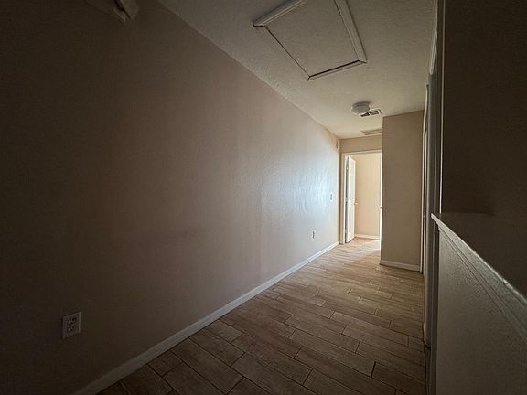 5th image of 5521 Paradise Cay Cir