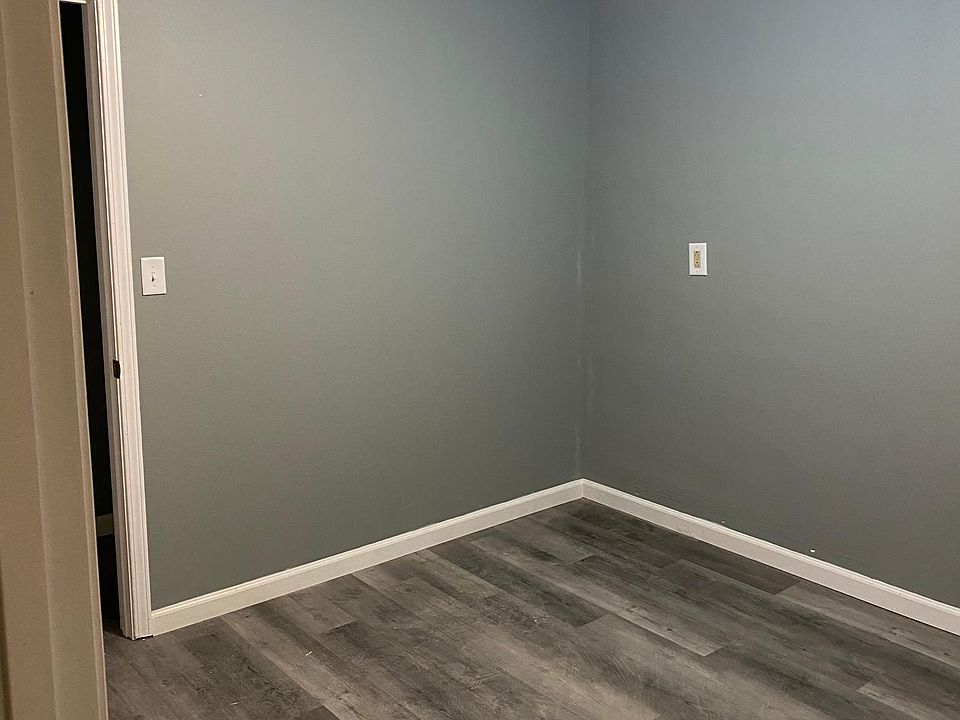 1st image of 12 S Sandusky St Floor 2