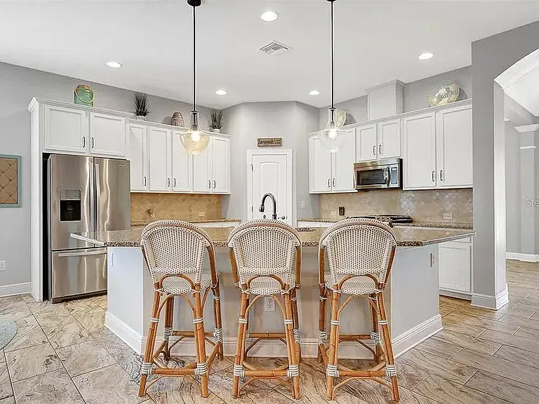 6010 Village Center Dr — Photo 7
