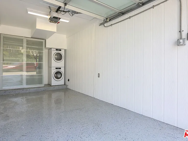 472 Rosecrans Ave — Photo 24
