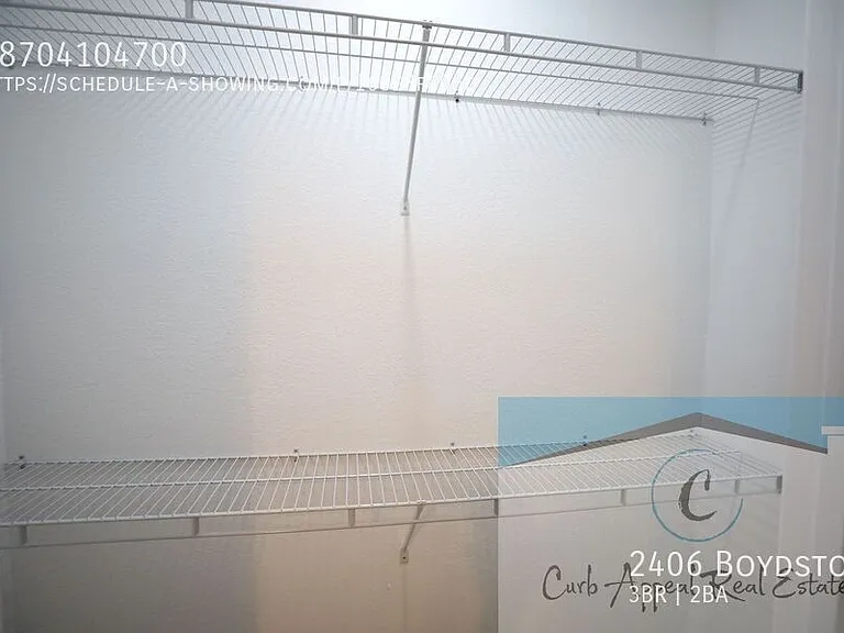 2406 Boydston — Photo 12