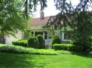 2606 Larchmont Rd, Beachwood, OH 44122