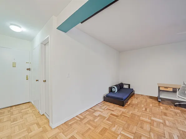 460 East 79th Street image 3 of 9