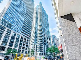 21 Carlton St