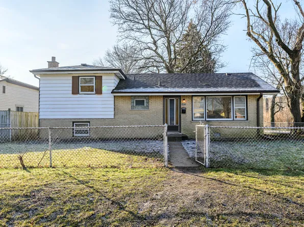 6455 112th St, Worth, IL 60482
