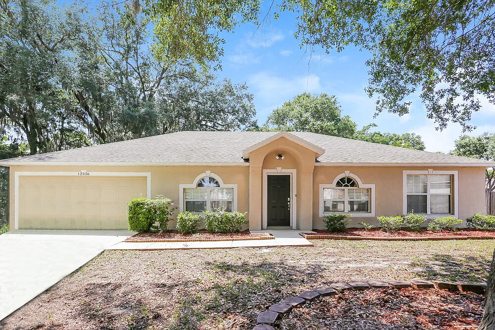 4 bed, 2.0 bath, 2236 sqft, $3,270 — Photo 1