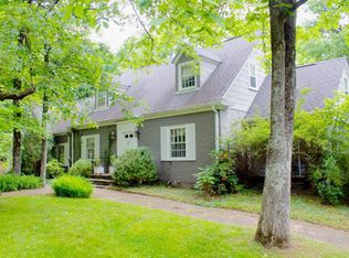 1215 Elfin Rd, Lookout Mtn, GA 30750