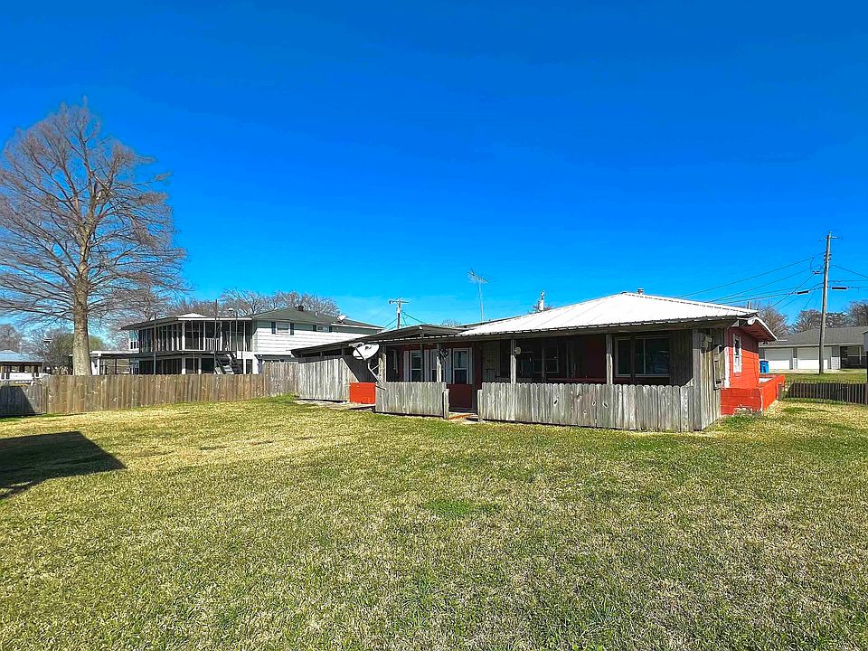 1st image of 5018 Pecan Ln