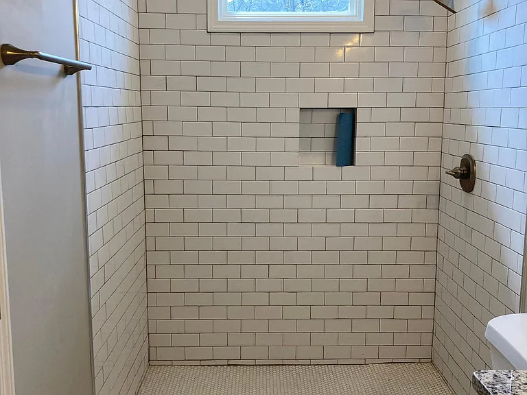 1084 Welch St SW — Photo 7