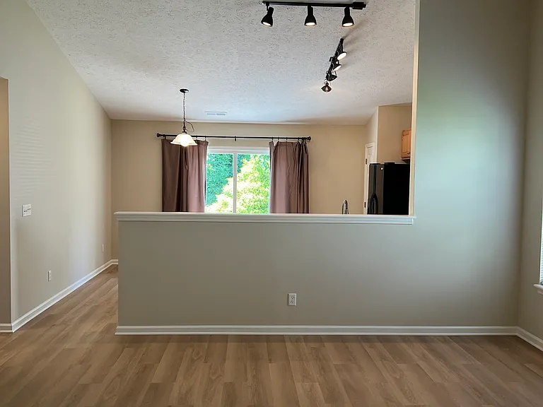 5656 Long Ridge Pl — Photo 4