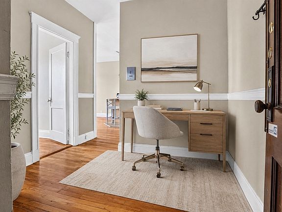 5th image of 1572 Commonwealth Ave APT 14
