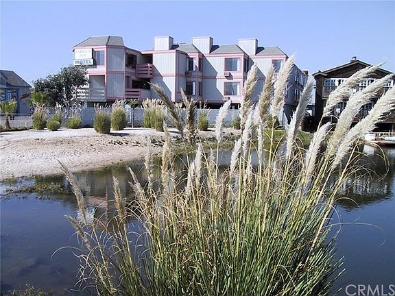 3rd image of 17132 Pacific Coast Hwy Unit 204