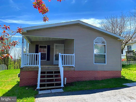 2nd image of 11919 Heather Dr