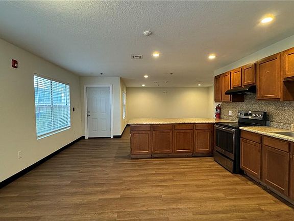 4th image of 1144 N Hazel St #2