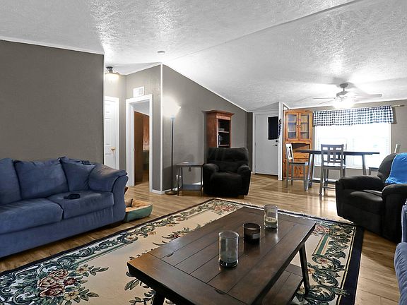 5th image of 2450 Whispering Brook Ln