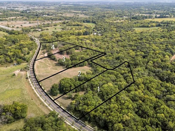 5251-2 NE 108th Ter, Kansas City, MO 64155