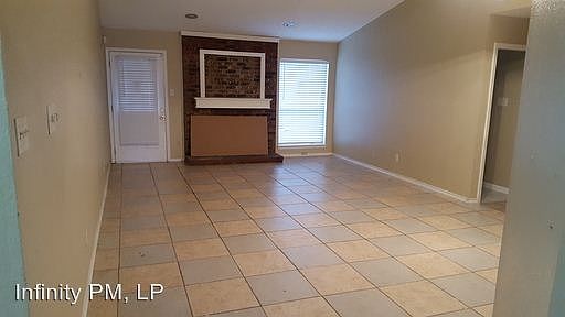 1st image of 4002 Fletcher Dr