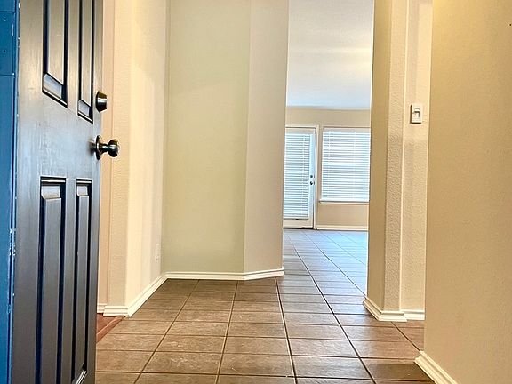 4th image of 13715 BILTMORE lakes