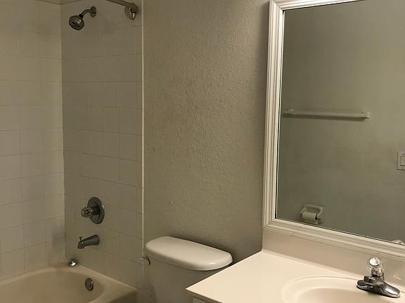 3rd image of 8170 NW 108th Pl
